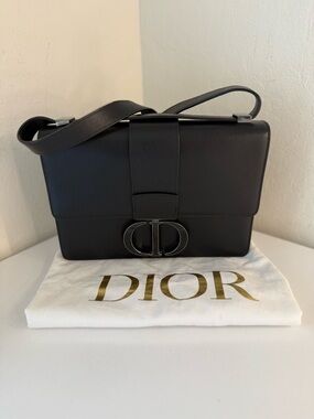 CHRISTIAN DIOR Calfskin 30 Montaigne Flap Bag
